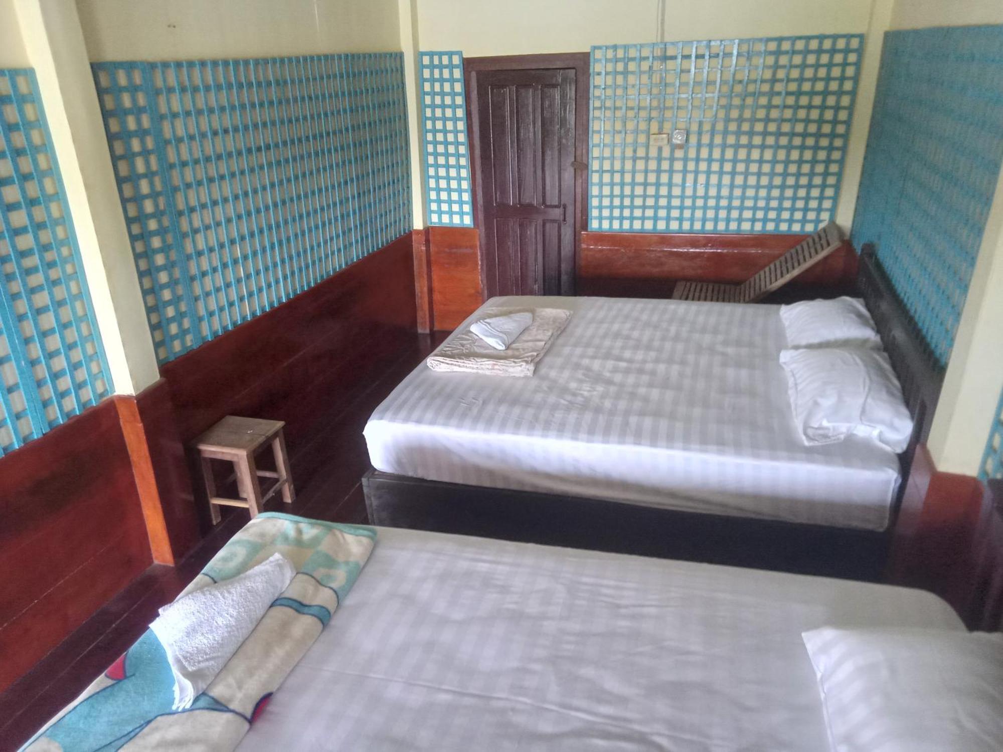 Friendship Guest House Ban Dondét Buitenkant foto